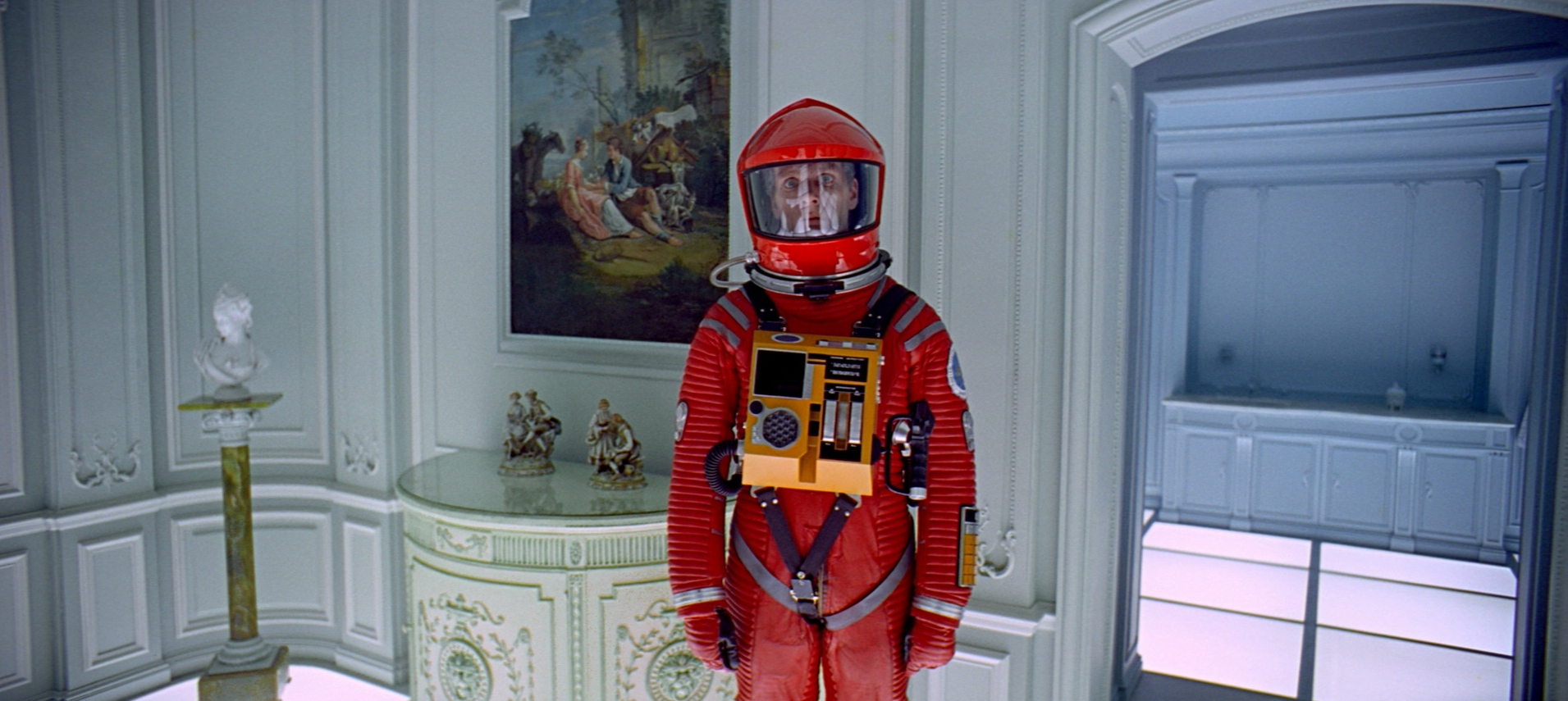 Fig. 1. 2001: A Space Odyssey, dir. Stanley Kubrick (MGM 1968)